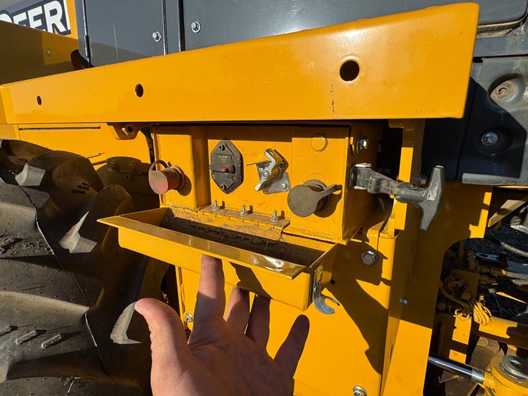 deere-544k-image-37