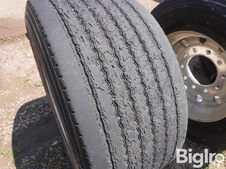 michelin-445/50r22.5-tires-&-rims-image-10