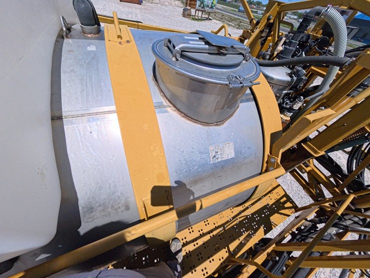 2005-ag-chem-rogator-ss1074-image-44