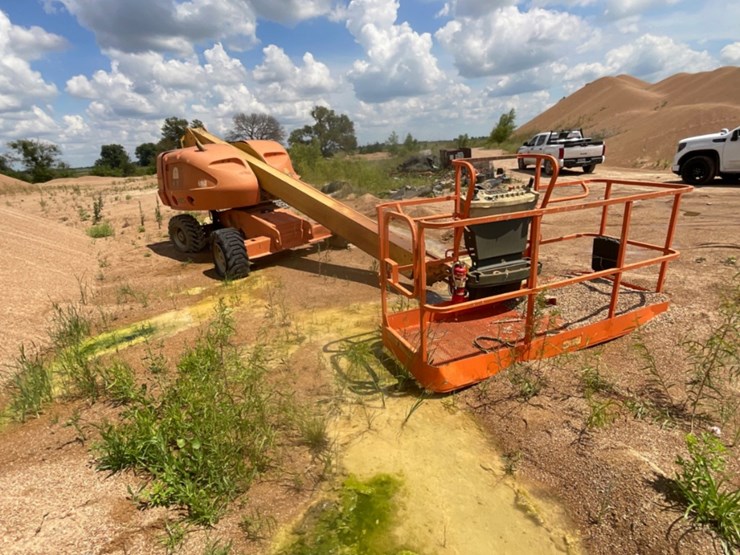 2005-jlg-400s-image-4