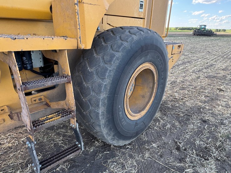 deere-624l-image-17