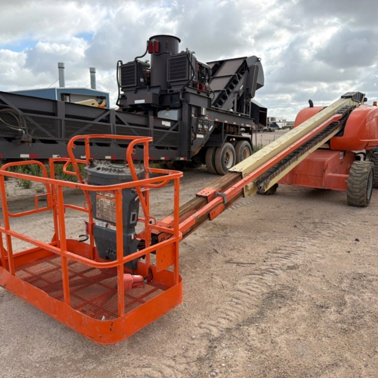 2007 JLG 600S