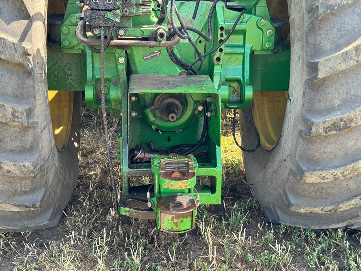 2012-john-deere-9510r-image-16