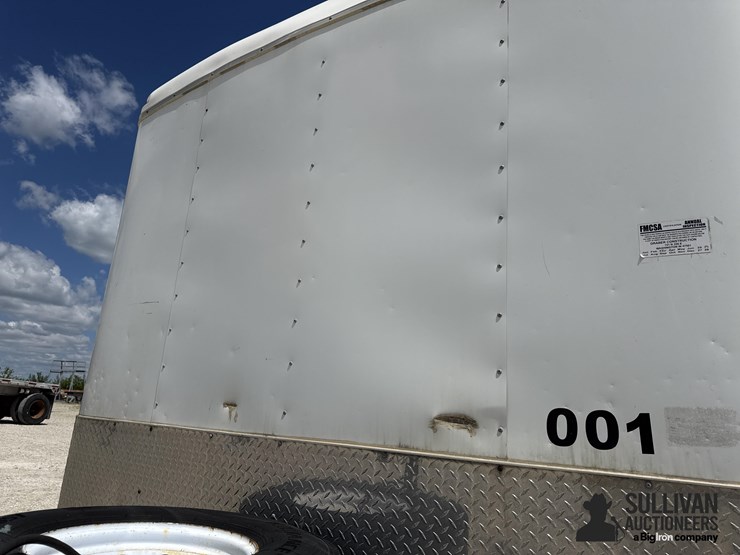 2014-american-hauler-image-13