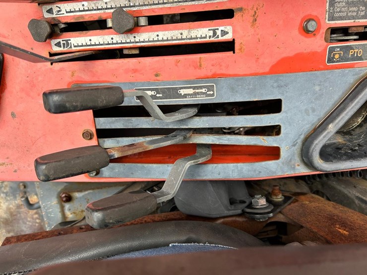 kubota-m108s-image-25