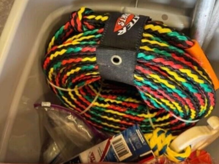 boat-supplies,-life-jacket,-rope,-flare-pistol-image-3