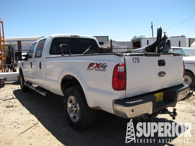 2010-ford-f350-xlt-image-5