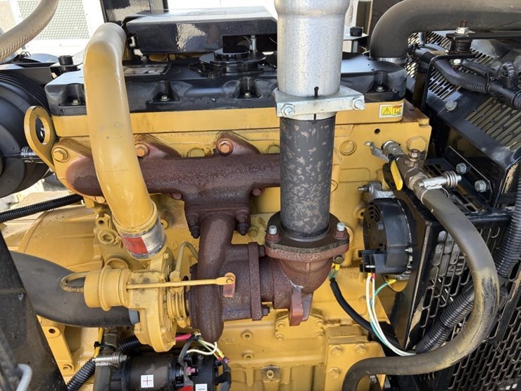 2009-caterpillar-xq60-6-image-6