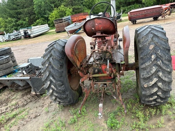 massey-ferguson-22-image-6