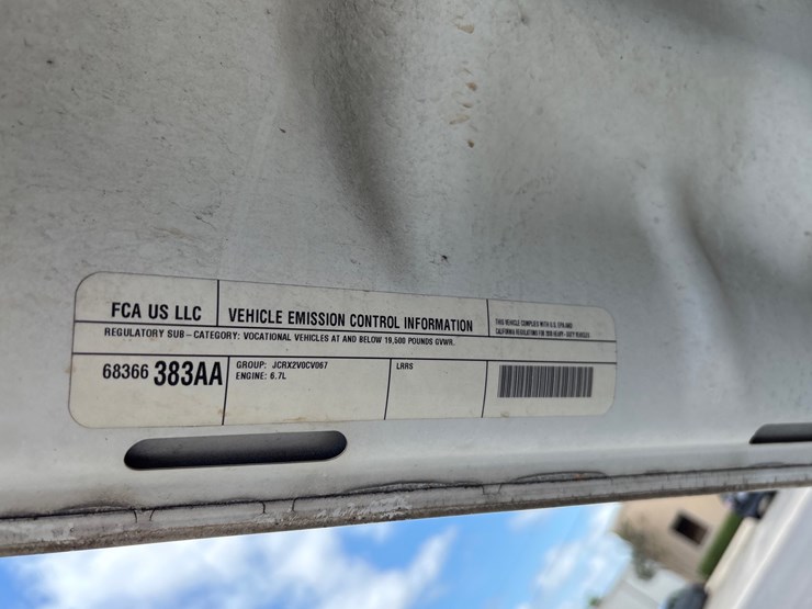 #3616-•-2018-ram-5500-4x4-40ft-bucket-truck-image-20