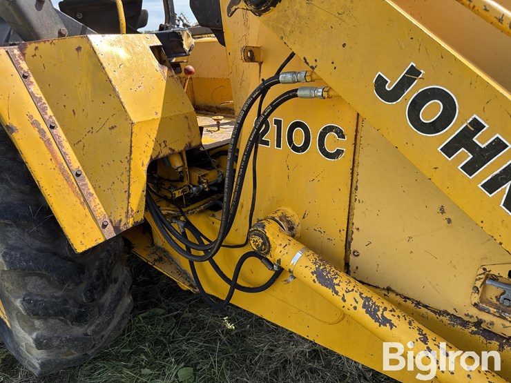 1986-deere-210c-image-14