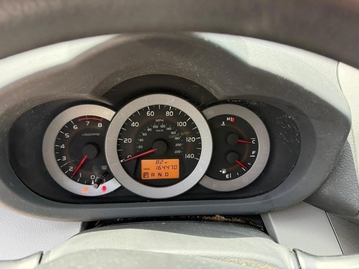 2009-toyota-rav4-image-12