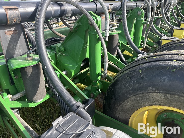 2008-john-deere-1770nt-image-17
