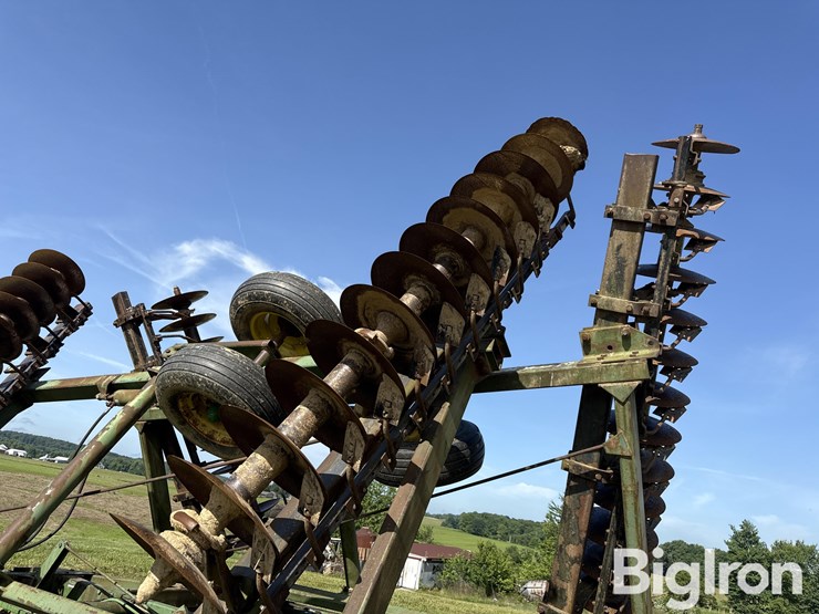 john-deere-230-image-20