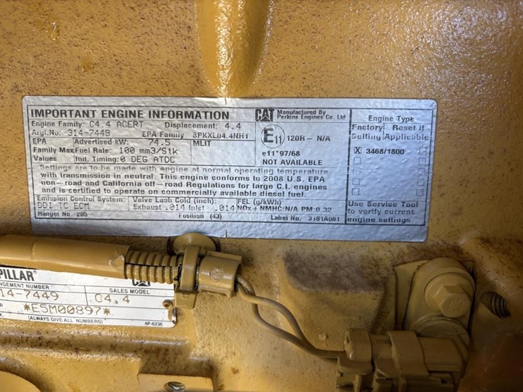2009-caterpillar-xq60-6-image-7