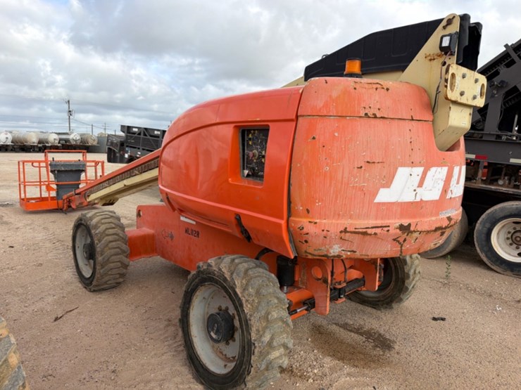2007-jlg-600s-image-8