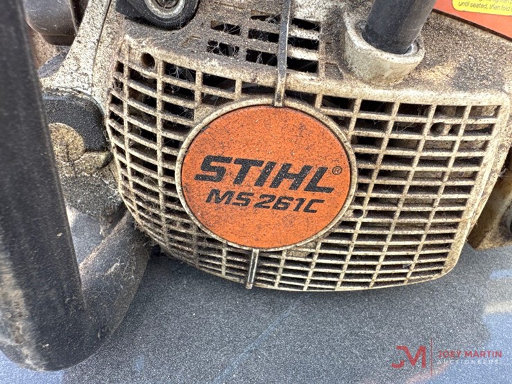 stihl-ms-261c-gas-powered-chain-saw-image-3