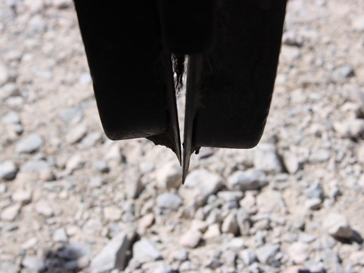 #1008-•-crustbuster-27ft-grain-drill-image-20