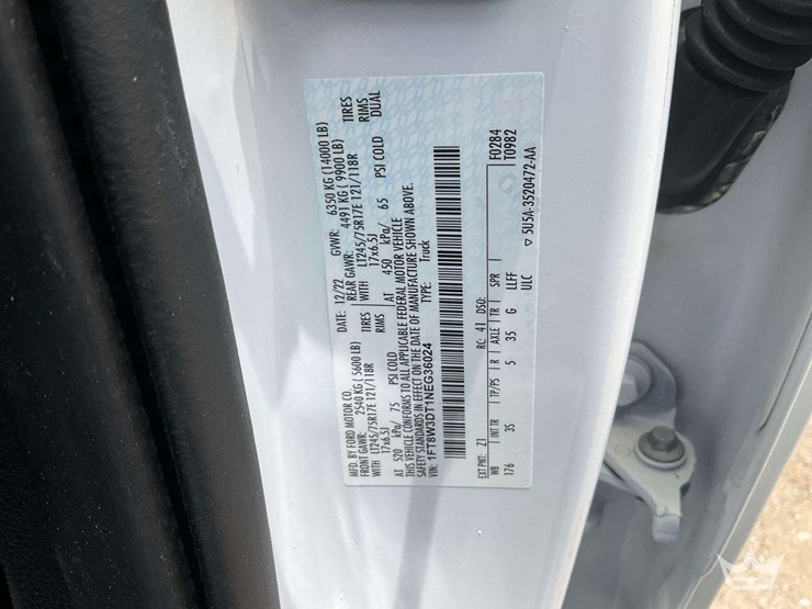 2022-ford-f350-image-5