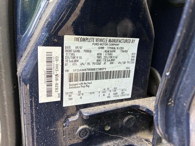 2008-ford-f550-xlt-image-35