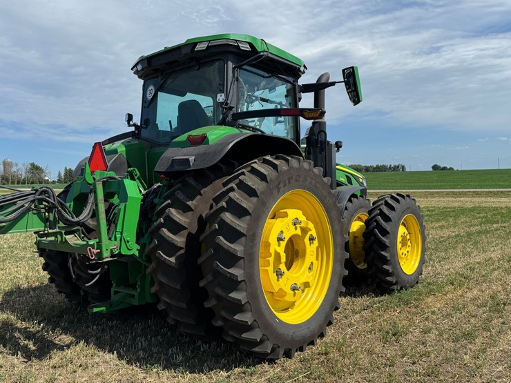 2023-john-deere-8r-340-image-7