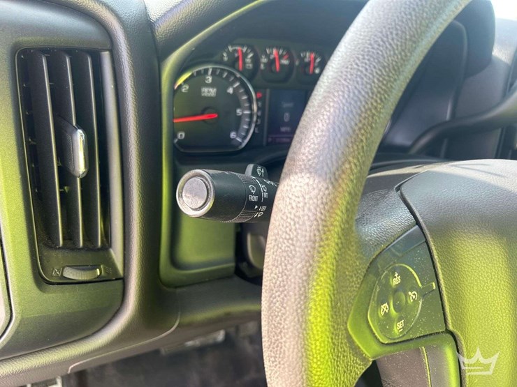 2018-chevrolet-silverado-1500-image-15