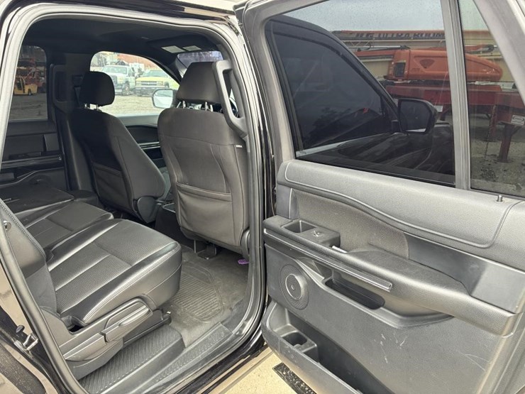 2020-ford-expedition-image-12