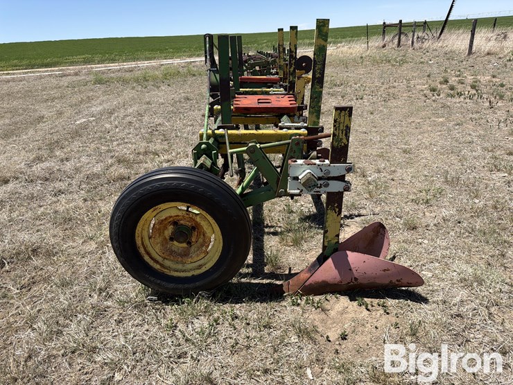 6r30"-ditcher-image-8