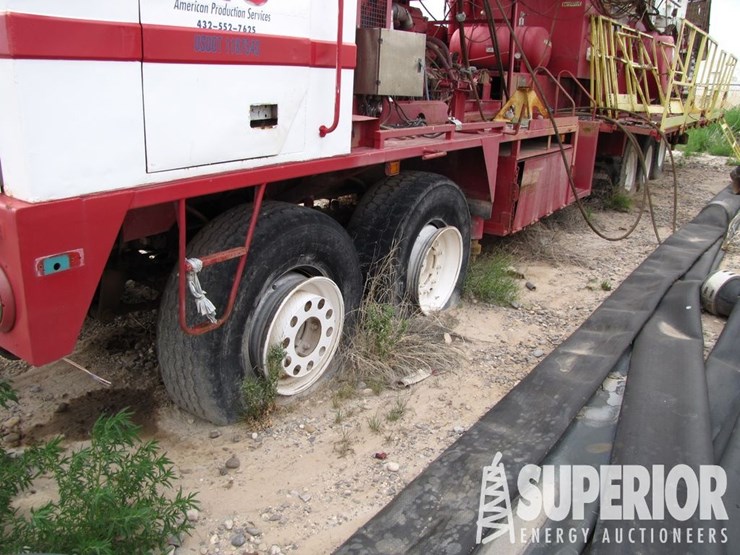 (6-51)-2006-sj-petro-d/d-back-in-well-service-rig,...-image-3