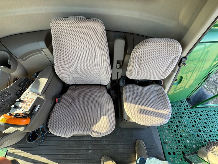 john-deere-s680-image-86