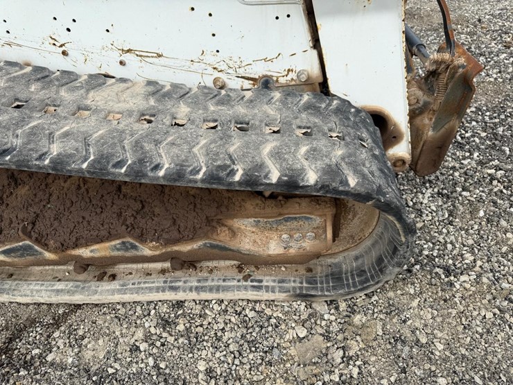 2017-bobcat-t770-image-14