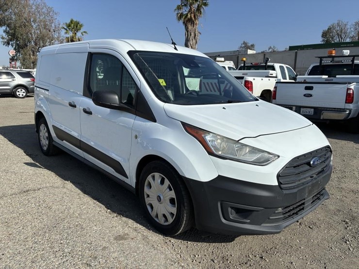 2020-ford-transit-connect-image-2