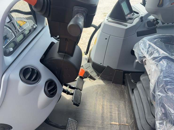 new-holland-t6.160-image-31