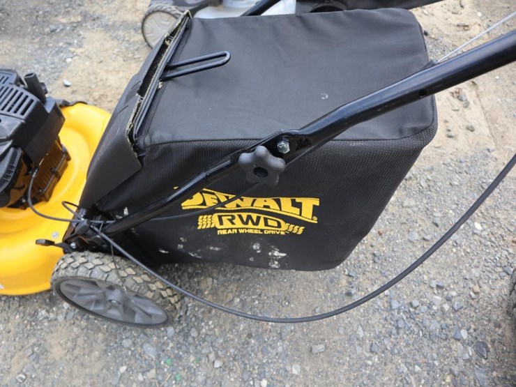 dewalt-push-mower-image-7