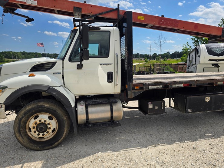 2015-international-workstar-7400-image-5