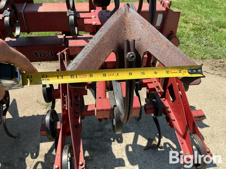 case-ih-183-image-19