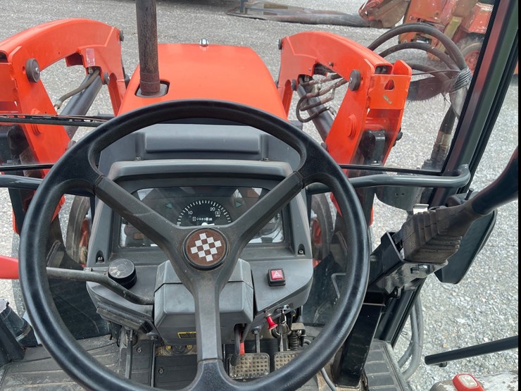 kubota-m9000-image-8