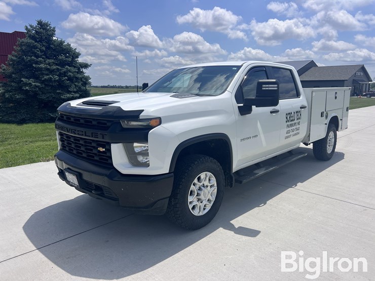2020-chevrolet-silverado-3500-image-1