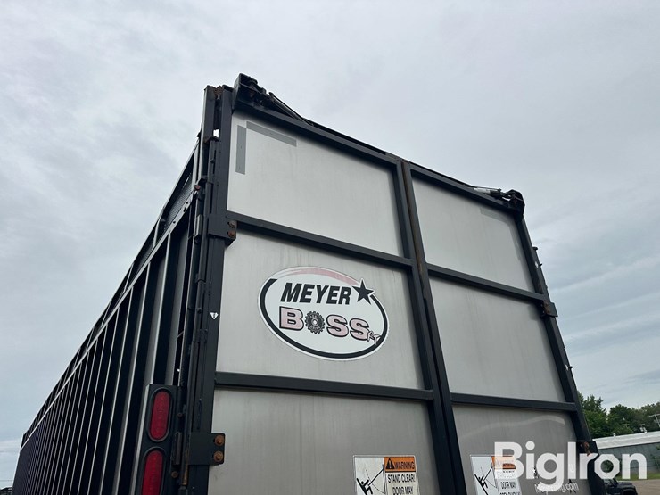 2013-meyer-9140t-boss-rt-t/a-live-bottom-forage-trailer-image-17