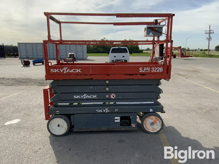 2018-skyjack-sjiii3226-image-8