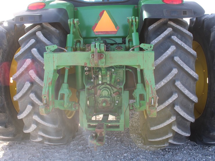 john-deere-8285r-image-26