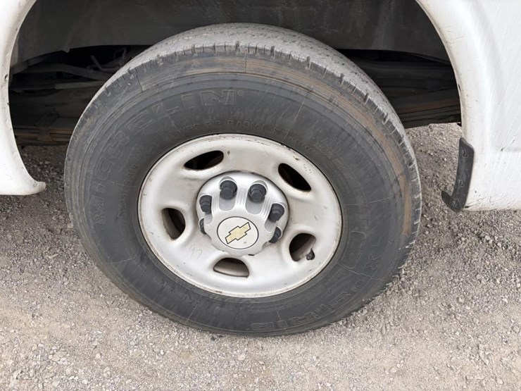 2014-chevrolet-express-3500-image-5