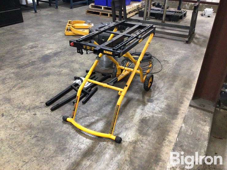 dewalt-saw-stand-image-5