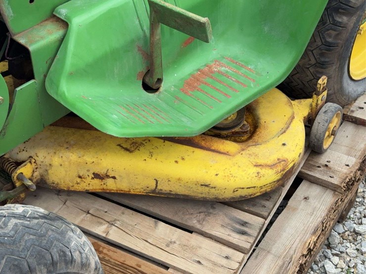john-deere-110-image-13