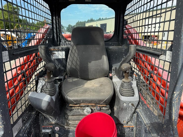 kubota-svl75-image-12