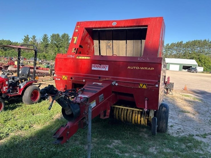 new-holland-688-image-4