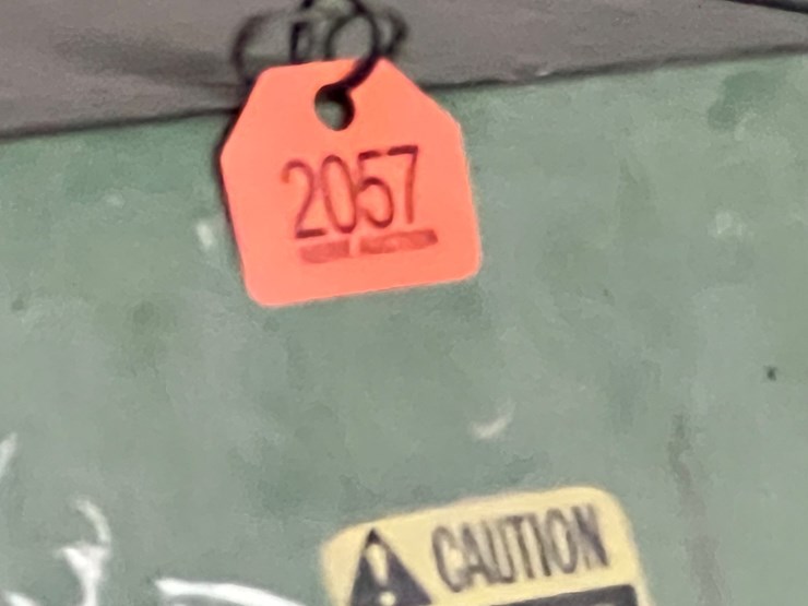 john-deere-334-image-2
