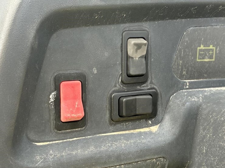2013-john-deere-trail-gator-image-9