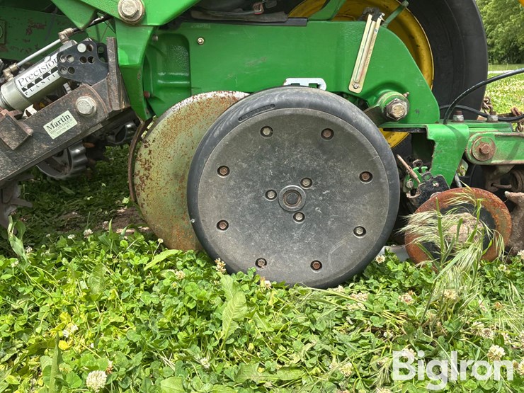 john-deere-1770-image-11