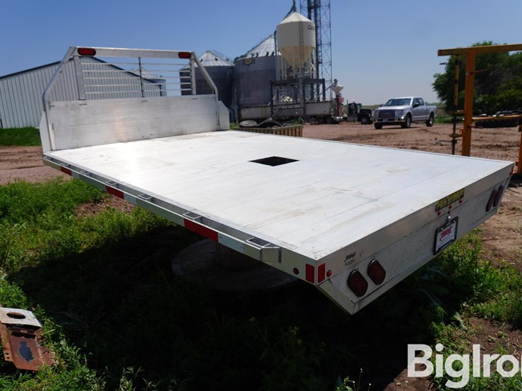 12'x101"-aluminum-flatbed-image-7